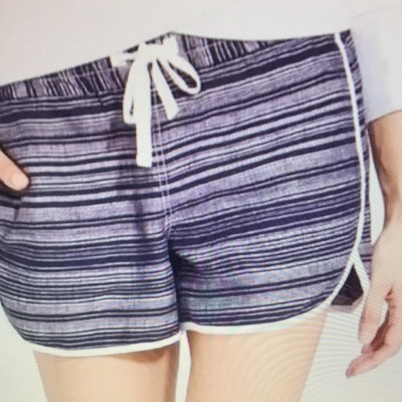 Pants - Striped Women's Shorts